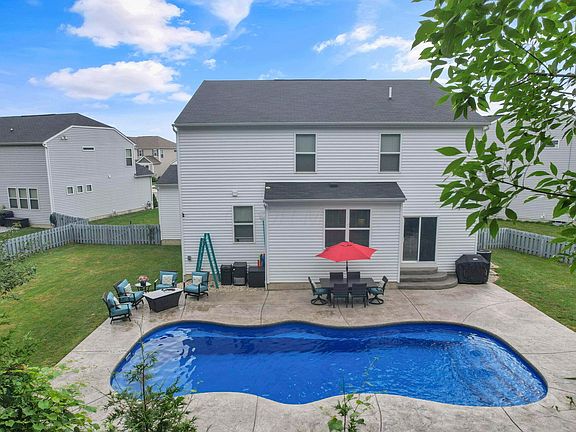 5th image of 2267 Holiday Valley Dr