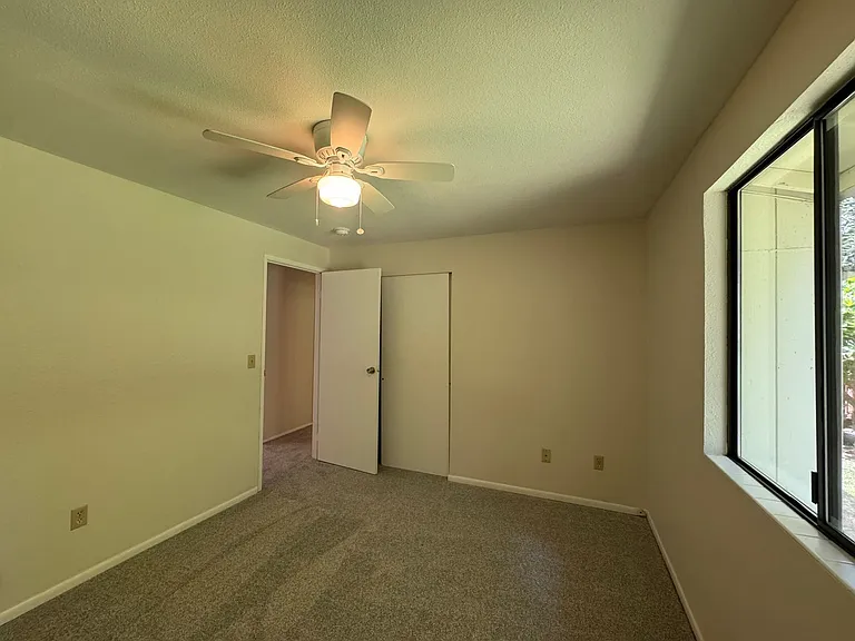 4208 31st Avenue Ct — Photo 20