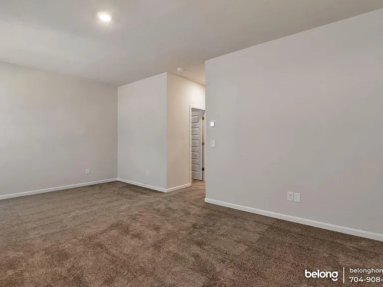 2735 Winn Mill Dr — Photo 13