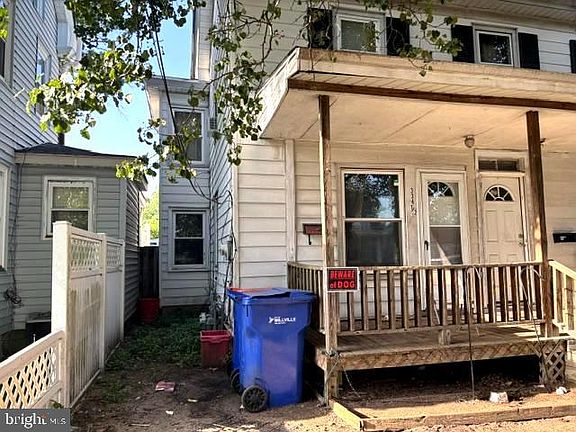 2nd image of 334 W Main St