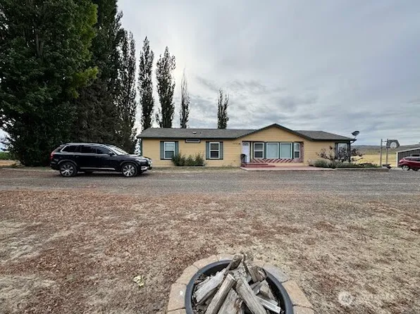 4408 Road 11 SW, Royal City, WA 99357