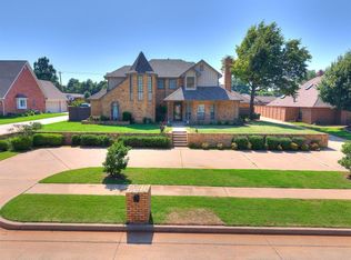 1421 Spring Creek Dr, Yukon, OK 73099