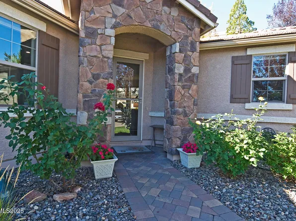 4823 Tree Swallow Ln, Sparks, NV 89436