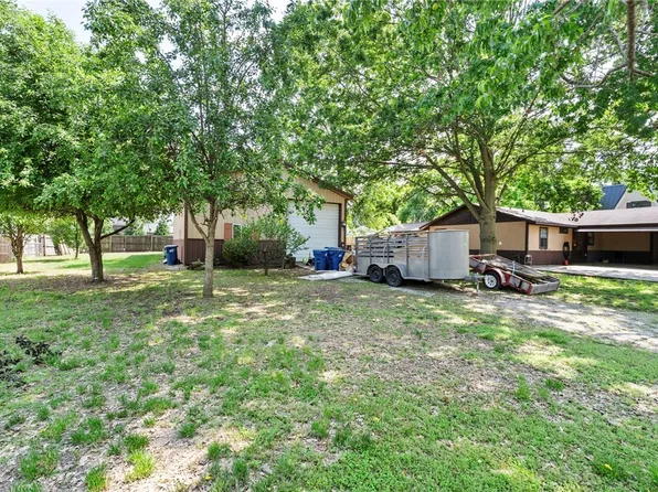 306 SE Henry St, Bentonville, AR 72712