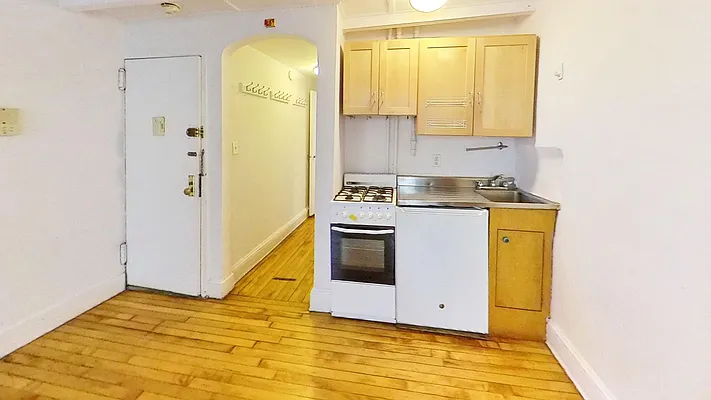 Rented by Triplemint | media 25