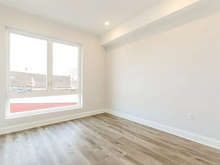 953 Belmont Avenue — Photo 16