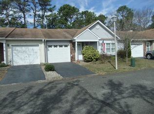 88 Chaucer Ct #1000, Lakewood, NJ