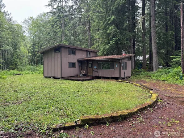 106 Mowich Way, Ashford, WA 98304