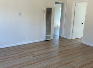 1952 W Imperial Hwy #1/2, Los Angeles, CA 90047