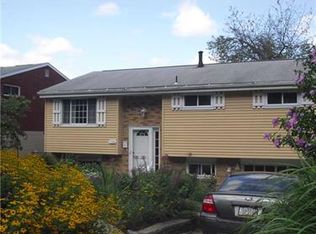 739 Riehl Dr, Pittsburgh, PA 15234