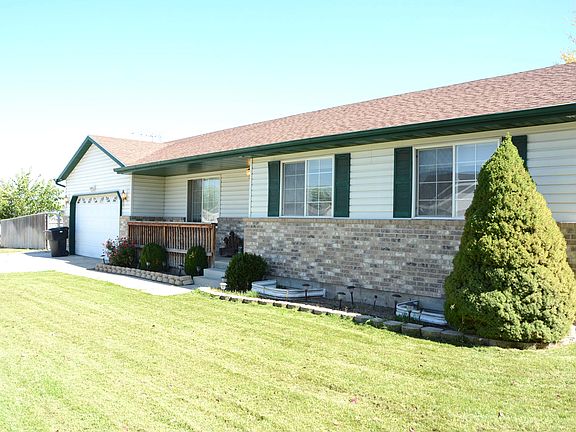 4th image of 504 Douglass Dr