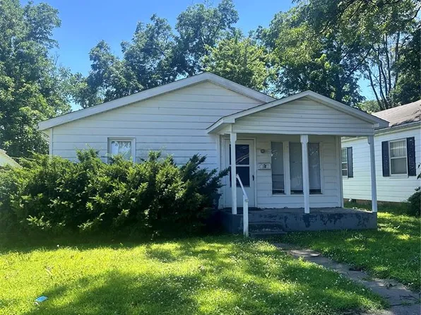 112 W Davidson Ave, Chaffee, MO 63740