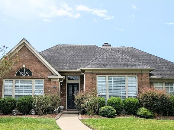 2nd image of 13107 Walnut Lake Rd