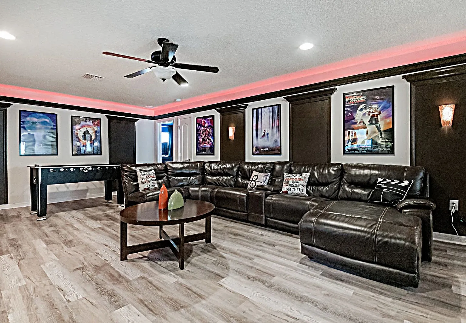 8 bed, 4041 sqft, $3,950 — Photo 4