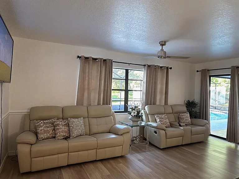 6237 Spring Hill Dr — Photo 4