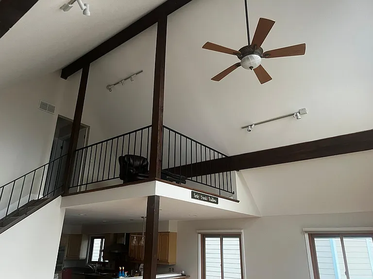 685 Shore Rd — Photo 13