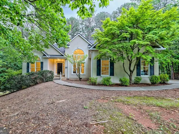 521 Crabapple Rd, Clarkesville, GA 30523