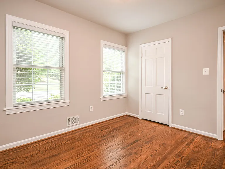 1211 Vinita Ln — Photo 23