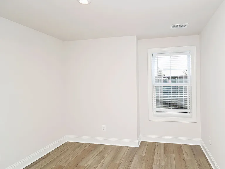 2411 Anlee Rd #B — Photo 11