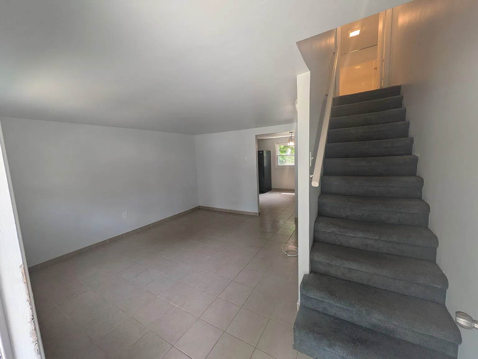 2 bed, $950 — Photo 3