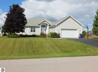 5104 Liberty Dr, Traverse City, MI 49685