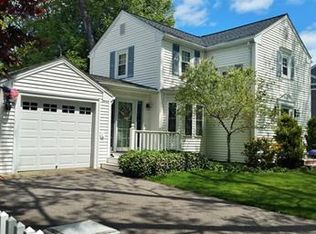 18 Andrews Rd, Quincy, MA 02170
