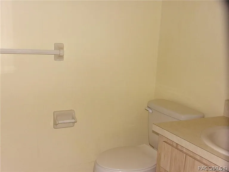 608 Long Ave — Photo 7