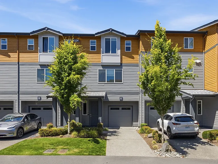 19324 35th Dr SE #E — Photo 1