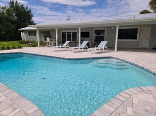 1707 Belvidere Rd, Englewood, FL 34223