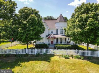 85 Bittersweet Ln, Berryville, VA 22611