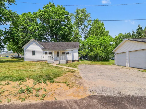 201 N Taylor St, Hebron, IN 46341