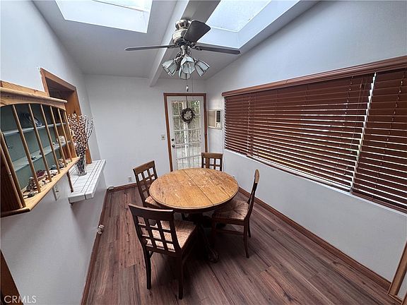 4th image of 19509 Stagg St