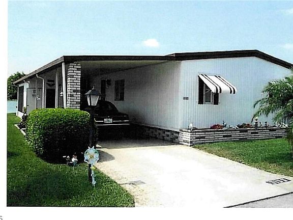 2nd image of 3133 Glenbrook Dr