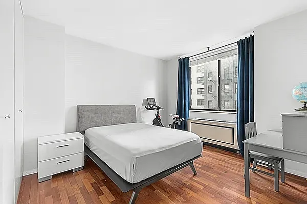 Rented by Compass | media 7