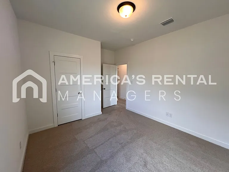 21521 Tawny Loop — Photo 10