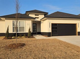 321 Greens Pkwy, Norman, OK 73069