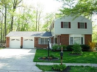 1st image of 5 Beauford Pl