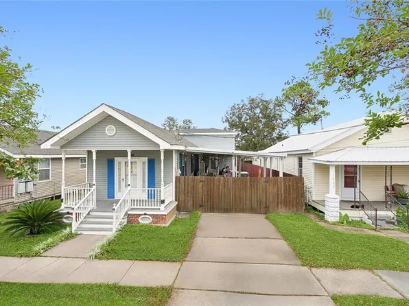 1016 Mehle St, Arabi, LA 70032