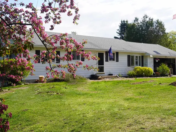 84 Old Lake Shore Road, Gilford, NH 03249