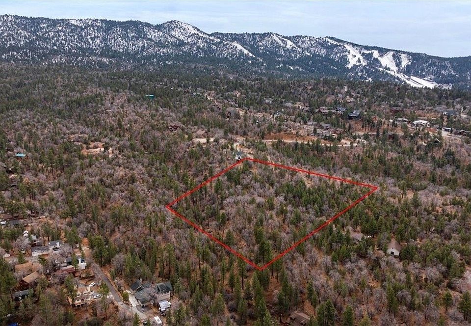 1st image of 751 Needle Ln