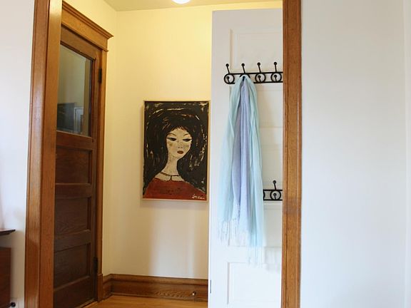 5th image of 2745 N Francisco Ave #1