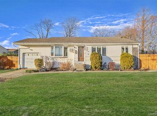 13 Hewes Street, Brentwood, NY 11717