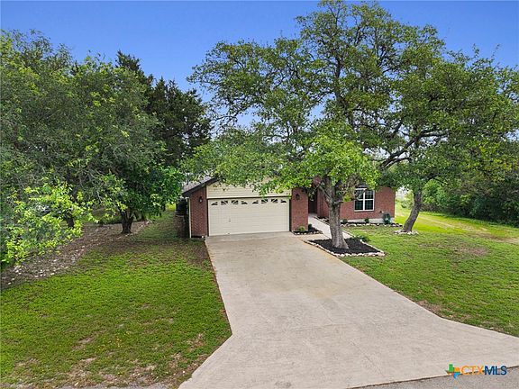 3rd image of 126 Hunter Ridge Rd