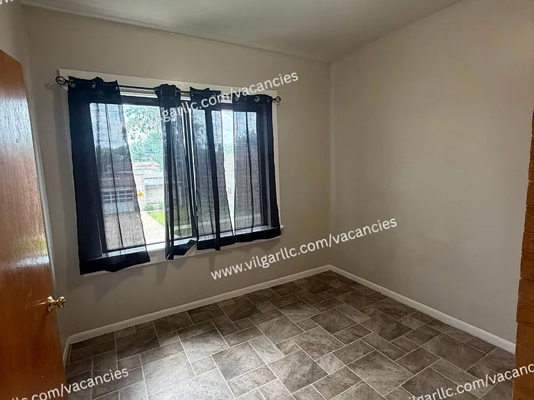 1202 W 151st St — Photo 10