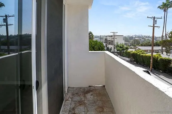 1907 Robinson Ave #108 — Photo 17