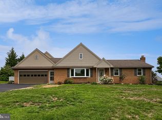 805 Lincoln Rd, Lititz, PA 17543