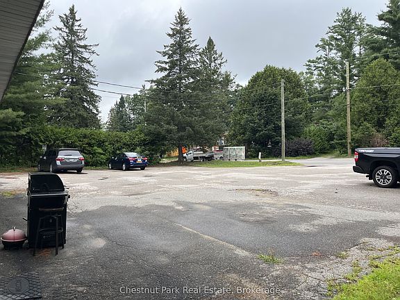 2nd image of 368 Manitoba St