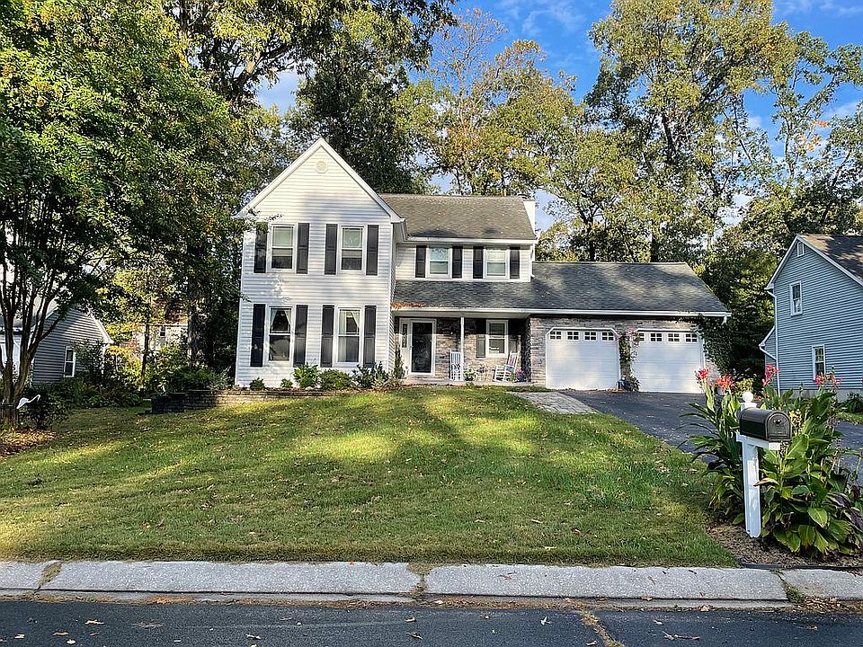 1st image of 334 Redwood Grove Ct