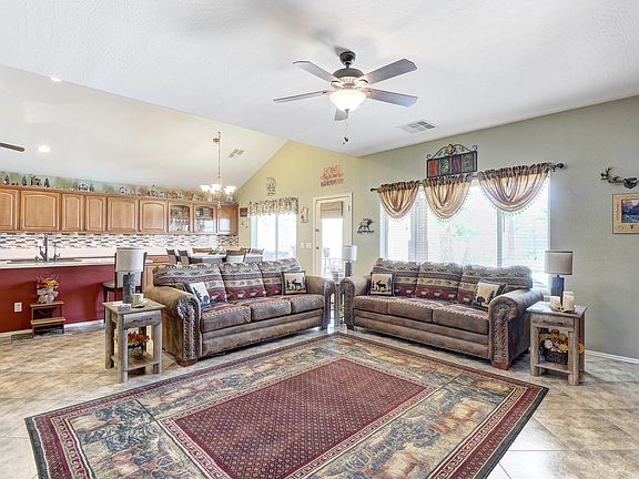 3rd image of 30662 W Verde Ln