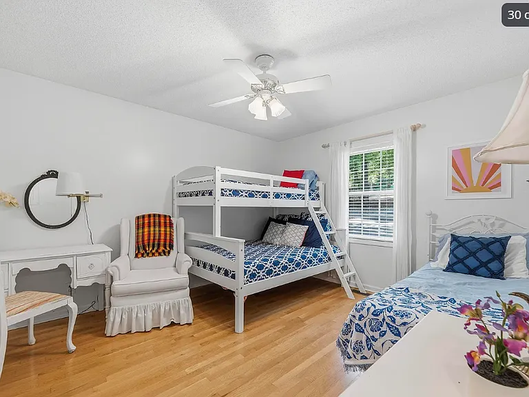 309 Thomas Dr — Photo 20